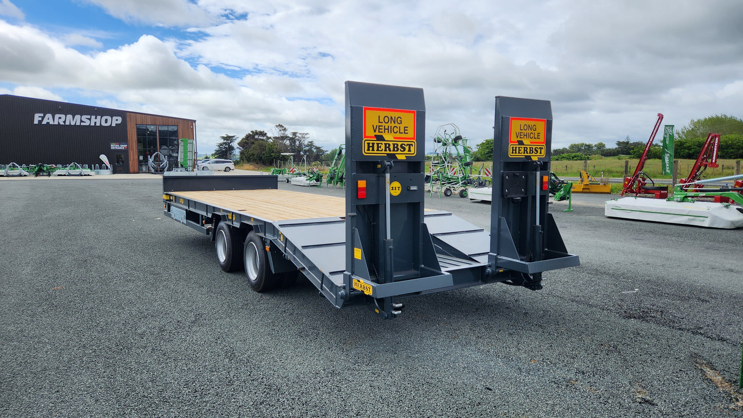 Herbst Low Loader Trailer for Tractors 19T