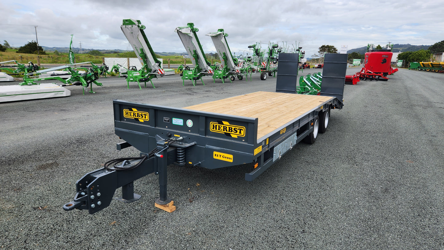 Herbst Low Loader Trailer for Tractors 19T