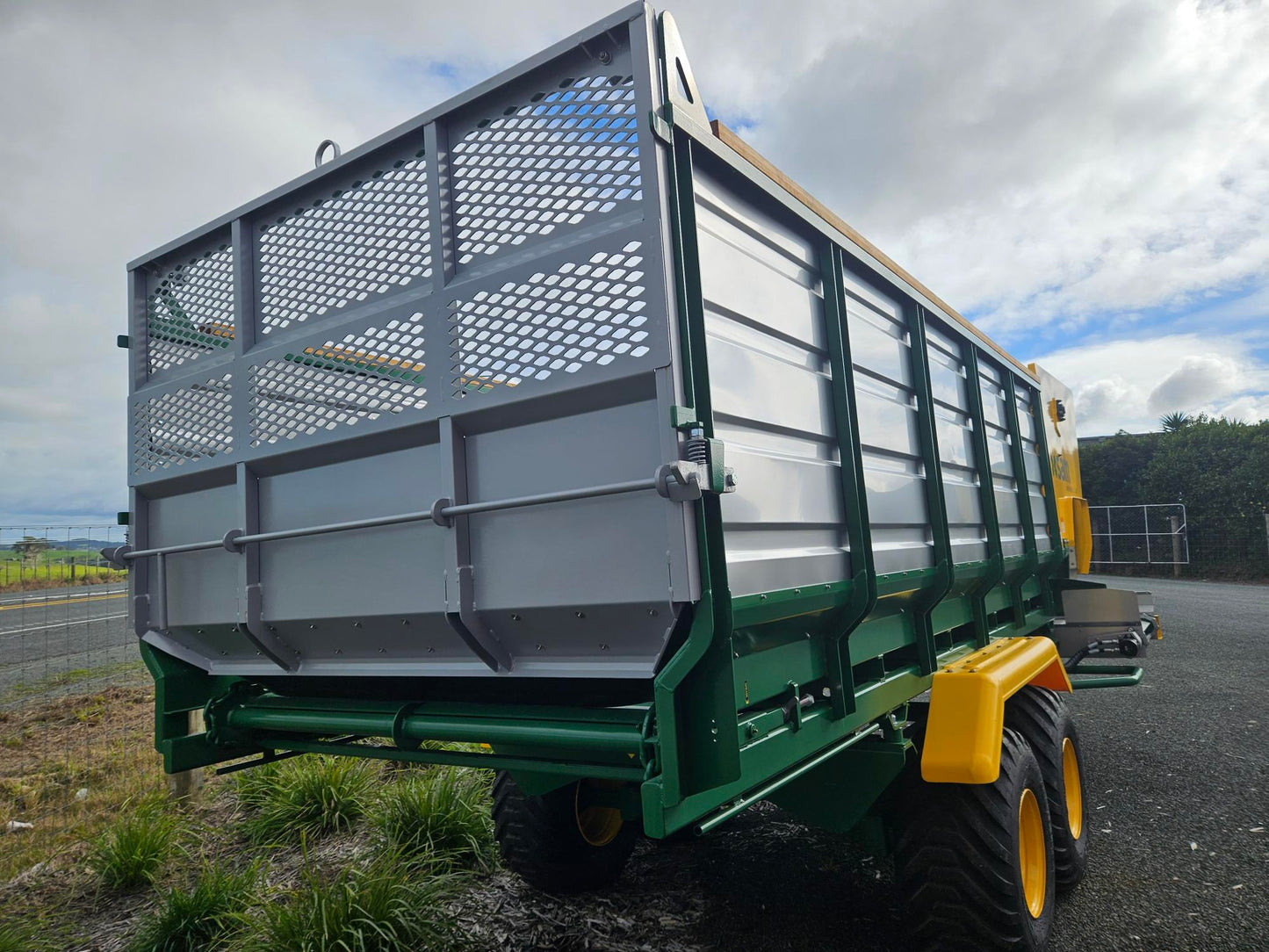 NEW 12m3 SAM Silage Wagon