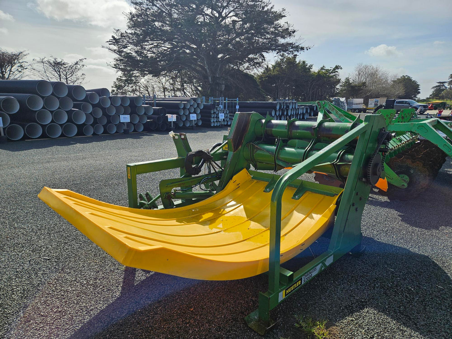 Used Hustler Chainless Bale Feeder