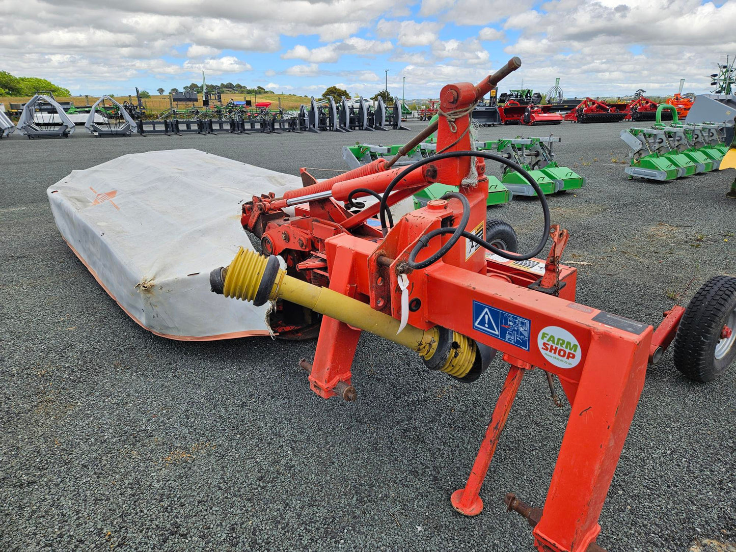 Used Kuhn GMD801 Mower