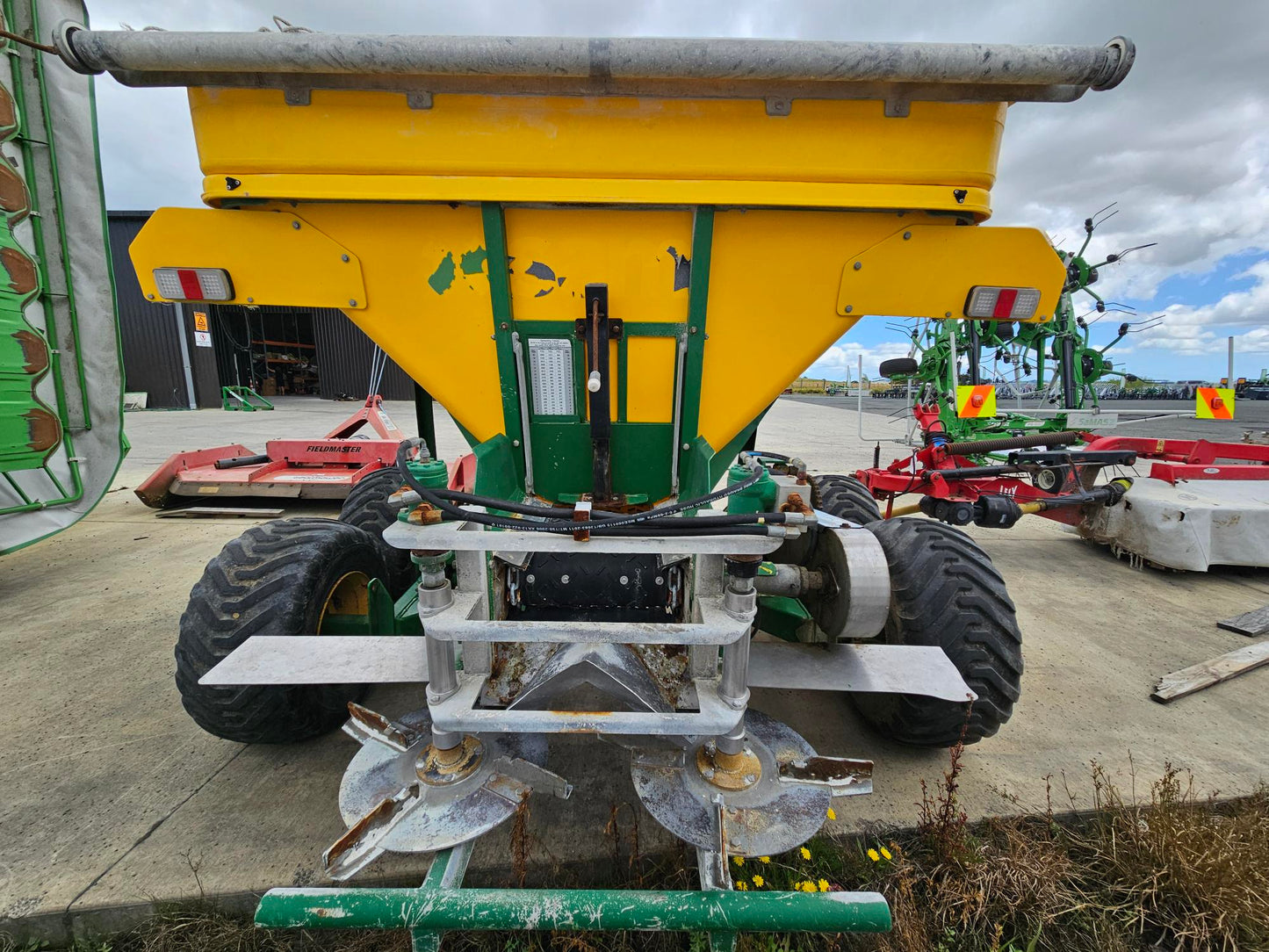 Used 6T Sam Spreader 2017 ($33,000+gst)